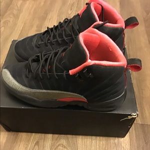Jordan Retro 12 Girls 7Y